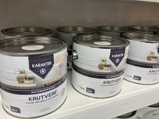 Ca. 10x Krijtverf 2,5 ltr emmers kleur beige